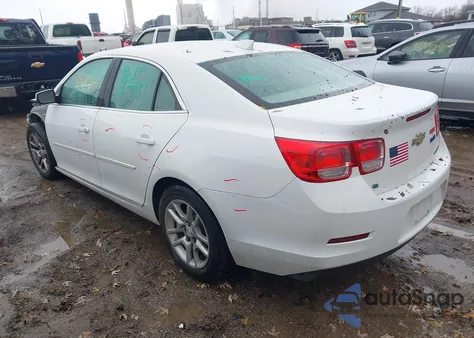 2015 Chevrolet Malibu 1Lt из США, поврежденный, VIN 1G11C5SL2FU147818